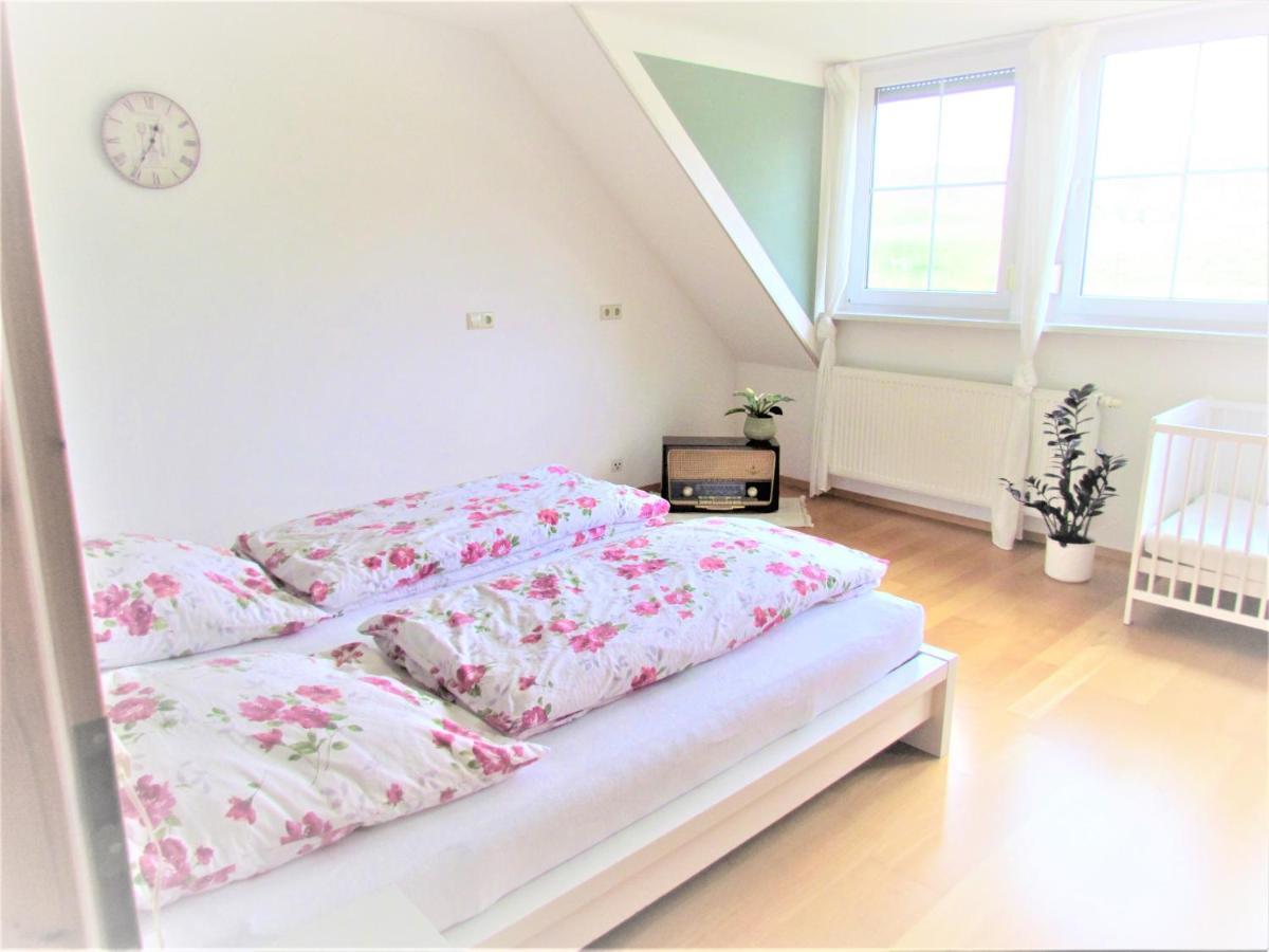 Apartamento Unser Domicil Am Radweg Fronreute Exterior foto